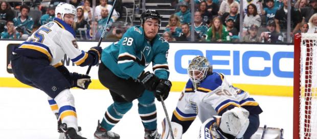 Meier fue el mejor jugador de los Sharks para abrir la Final del Oeste. - abc7news.com Meier fue el mejor jugador de los Sharks para abrir la Final del Oeste. - abc7news.com