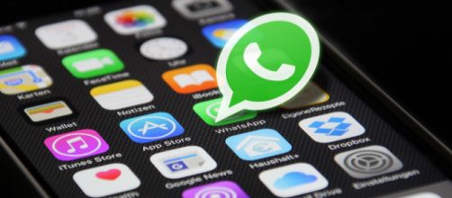 WhatsApp: uno spyware potrebbe infettare i telefoni