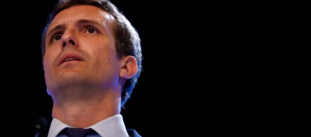El rostro de Pablo Casado es descolgado de la calle Génova. El rostro de Pablo Casado es descolgado de la calle Génova.