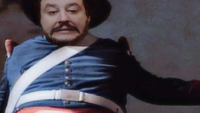 Matteo Salvini, in rete spopola il pupazzetto di 'don Don Diego della Lega'