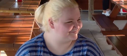 '90 Day Fiance: Happily Ever After?': Nicole and Azan plan for her to marry in Morocco. [Image credit - TLC/YouTube]