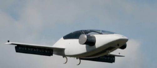 Lilium the world's first Electric Vertical Take Off and Landing Jet. [Image source: Mega News/YouTube/Screencap]