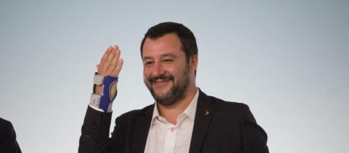 Salvini offeso da alcuni deputati Pd durante il qustion time.