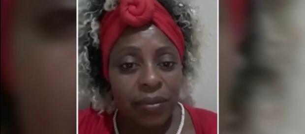 'Cleusa de mala e cuia' em mensagem na rede social. (Reprodução/Record TV) 'Cleusa de mala e cuia' em mensagem na rede social. (Reprodução/Record TV)