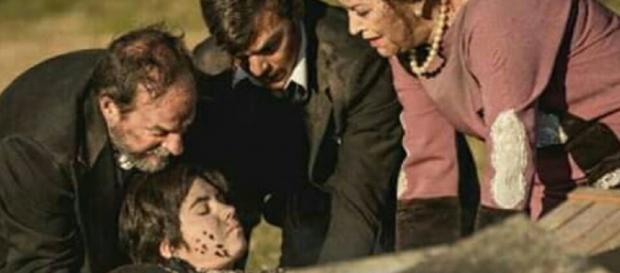 Il Segreto, spoiler spagnoli: esplode una bomba alla villa di Francisca Il Segreto, spoiler spagnoli: esplode una bomba alla villa di Francisca