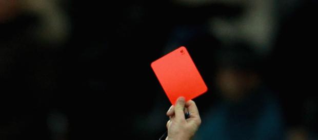 Piacenza, terza categoria: giocatore lascia il campo e va al bar ad ubriacarsi: squalificato per 5 turni Piacenza, terza categoria: giocatore lascia il campo e va al bar ad ubriacarsi: squalificato per 5 turni
