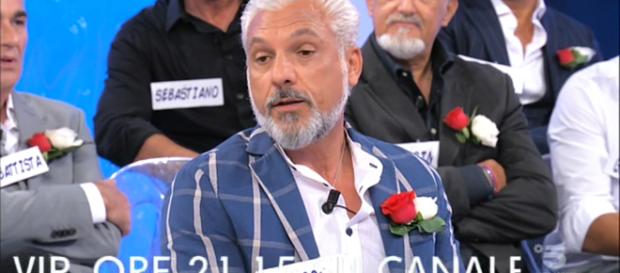 Gossip Uomini e donne: Rocco Fredella si è fidanzato Gossip Uomini e donne: Rocco Fredella si è fidanzato