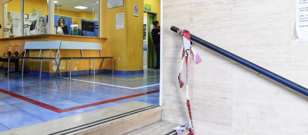 Napoli, la camorra spara in ospedale: 22enne gambizzato Napoli, la camorra spara in ospedale: 22enne gambizzato
