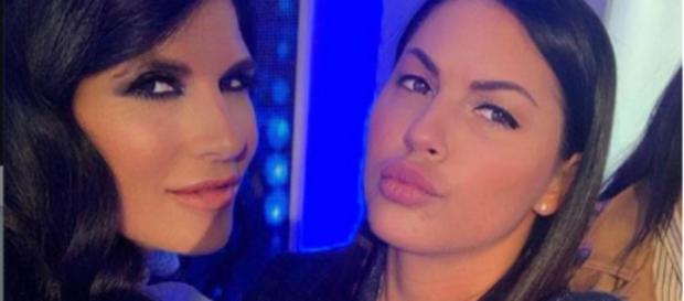 Pamela Prati urla in bagno dopo 'Non è la D'Urso', Eliana è svenuta nel backstage (RUMORS). Pamela Prati urla in bagno dopo 'Non è la D'Urso', Eliana è svenuta nel backstage (RUMORS).