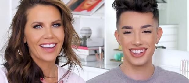 James Charles perde 3 milioni di fan dopo le accuse di Tati: 'Bugiardo e manipolatore' James Charles perde 3 milioni di fan dopo le accuse di Tati: 'Bugiardo e manipolatore'
