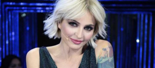 Amici, Veronica Peparini replica al gestaccio di Albanese su IG: 'Ignorante e irriconoscente'.