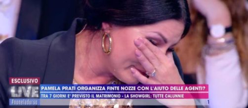 Eliana Michelazzo piange da Barbara D'Urso dopo lo scontro con Favoloso e Signoretti