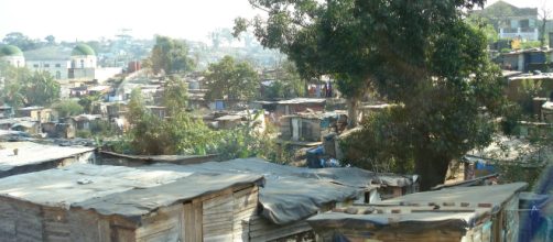 https://pixabay.com/photos/poverty-slum-shanty-town-shanty-216527/