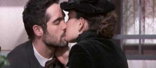 Una Vita, anticipazioni dal 5 all'11 maggio: Iñigo e Flora si baciano.