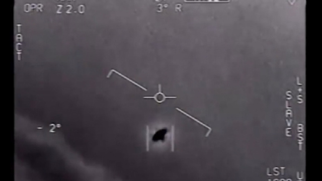 Molti UFO avvistati da U.S Navy, ma ora non saranno più resi pubblici - CNN Video - cnn.com