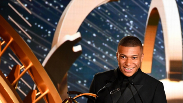 Kylian Mbappé laisse planer le doute sur son avenir au PSG - yahoo.com