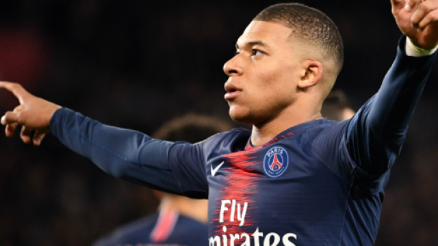 Mercato : Kylian Mbappé met la pression sur le PSG - blastingnews.com