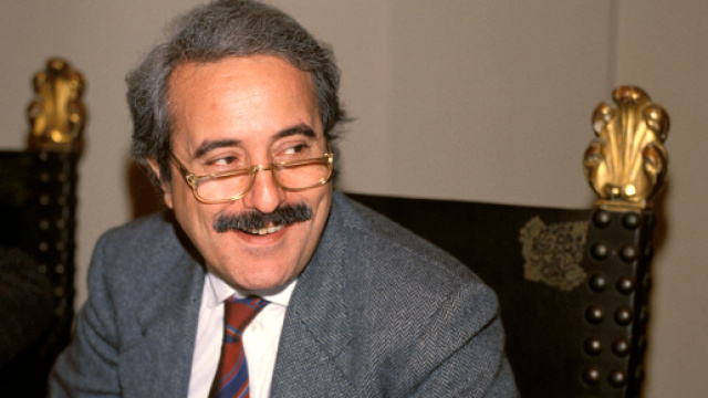 STORIA DI UN EROE &mdash; - lettore.org