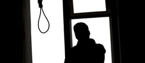 Brescia, professore si toglie la vita a scuola: si è suicidato impiccandosi