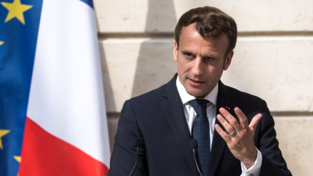 Européennes : Emmanuel Macron s'invite au comité de campagne de ... - lejdd.fr