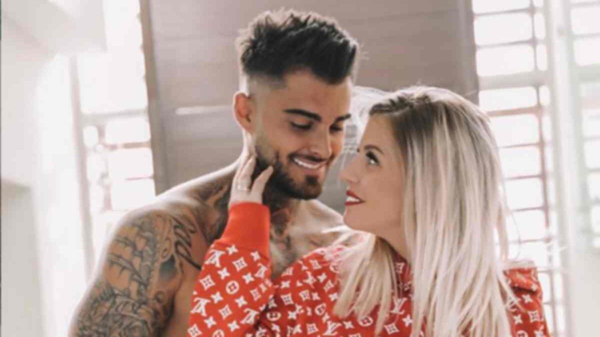 Pourquoi Jessica Et Thibault Ne Snap Plus Carmen, Philomène, Ange : Jessica et Thibault annoncent les prénoms choisis  pour leur bébé