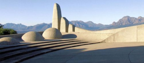 Monument to the Afrikaans language, Paarl, Western Cape, South Africa [Image Potjie/Flickr]