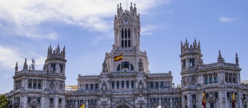 Cambio de cromos para dirigir el Ayuntamiento de Madrid