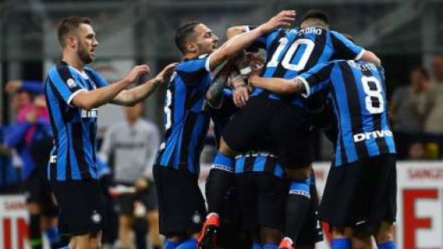 Inter, si pensa anche alle cessioni