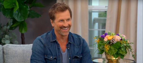 Being engaged gives Paul Greene a great reason to smile. - [HallmarkChannel / YouTube screencap]