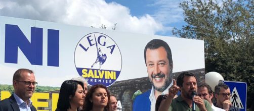 Salvini: 'Vorrei reintrodurre il grembiule nelle scuole: servono ordine e disciplina'