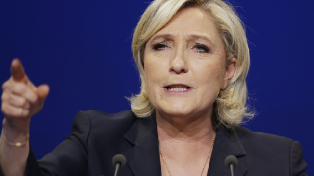 Marine Le Pen et le rassemblement national a la conquête du vote des Gilets jaunes