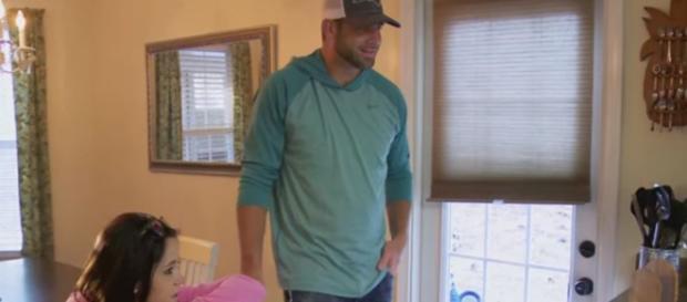 New York Bully Crew's founder Craig challenges David Eason after his killed Nugget - Image credit - MTV / YouTube New York Bully Crew's founder Craig challenges David Eason after his killed Nugget - Image credit - MTV / YouTube
