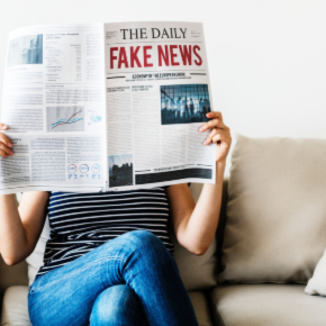 Obsession du "fact-checking" : et si les médias combattaient mal ... - ejo.ch