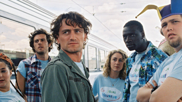 Film - Nos jours heureux - Distributions JMH - jmhsa.ch