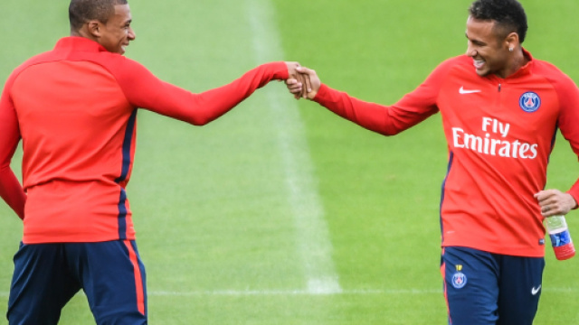 PSG : Neymar vs Mbappé ? Bertrand Latour tranche - footradio.com