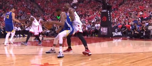 For the price of Kevin Durant re-injuring himself, the Warriors beat the Raptors at Game 5.[Source: House of Highlights/YouTube/Screenshot]