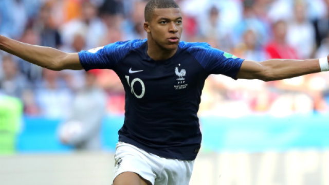 Kylian Mbapp&eacute; et ses 100 buts chez les pros.