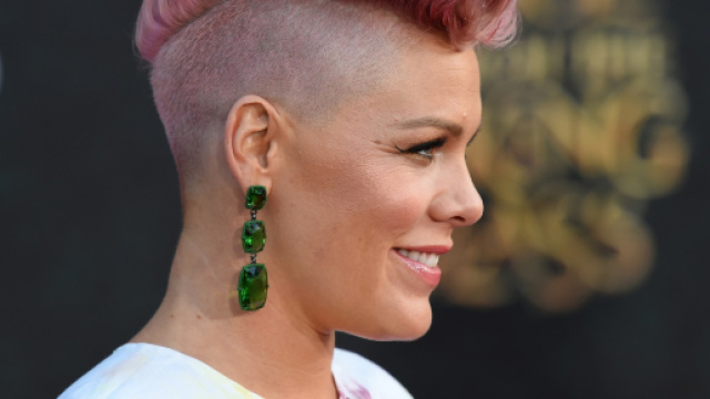 Tagli di capelli corti: pixie cut estate 2019