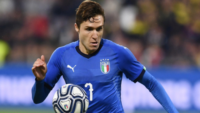 Federico Chiesa avrebbe già raggiunto l'accordo con la Juventus (foto: gianlucadimarzio.com).
