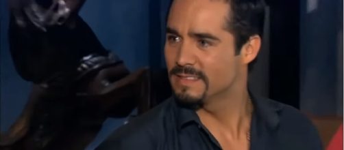 Gustavo, personagem de José Ron em 'A Que Não Podia Amar'. (Reprodução/Televisa)
