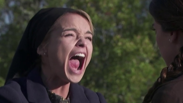 Il segreto, anticipazioni: Antolina tenter&agrave; di bruciare la casa di Elsa