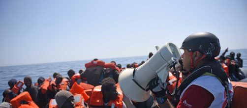 Giorgia Linardi (MSF): Così i libici aprono il fuoco in mare (25 ... - vita.it