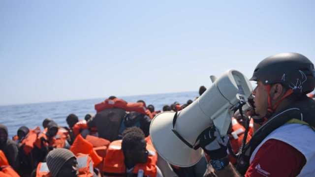 Giorgia Linardi (MSF): Così i libici aprono il fuoco in mare (25 ... - vita.it