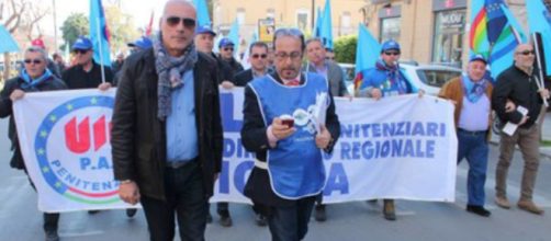 Armando Algozzino durante una manifestazione