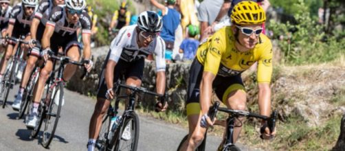 Geraint Thomas in maglia gialla al Tour de France