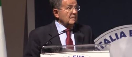 Romano Prodi torna ad esprimersi sui rapporti tra Italia ed in Europa.