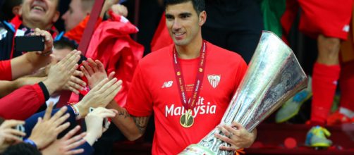 Moment of silence to be held for Reyes ahead of Champions League final - foxsportsasia.com