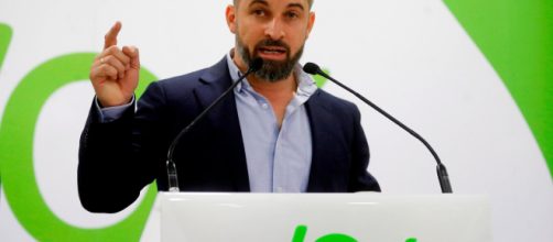 Santiago Abascal estudia querellarse contra Zapatero