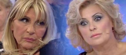 U&D, Tina Cipollari accusa Gemma: 'Non indossa le mutande e ha profili finti'