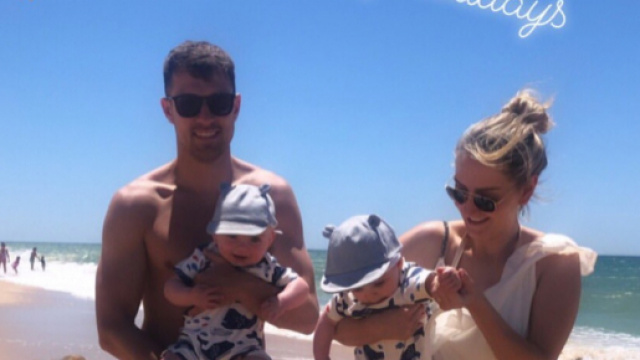 Juventus, Ramsey si rilassa al mare con la famiglia (FOTO)